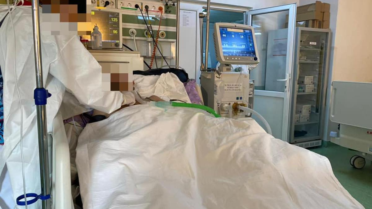 imagini-din-saloanele-ati-pacienti-intubati-covid-spital-bilant-3