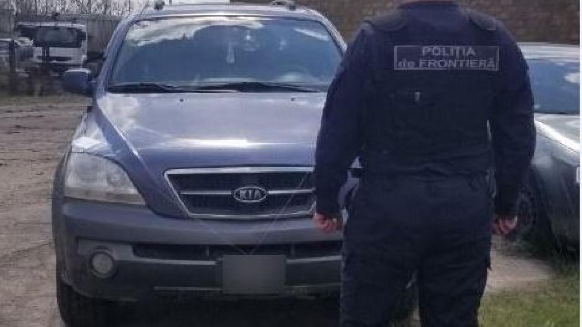 un-barbat-risca-o-amenda-uriada-dupa-ce-a-pus-numere-nationale-la-un-automobil-adus-din-strainatate