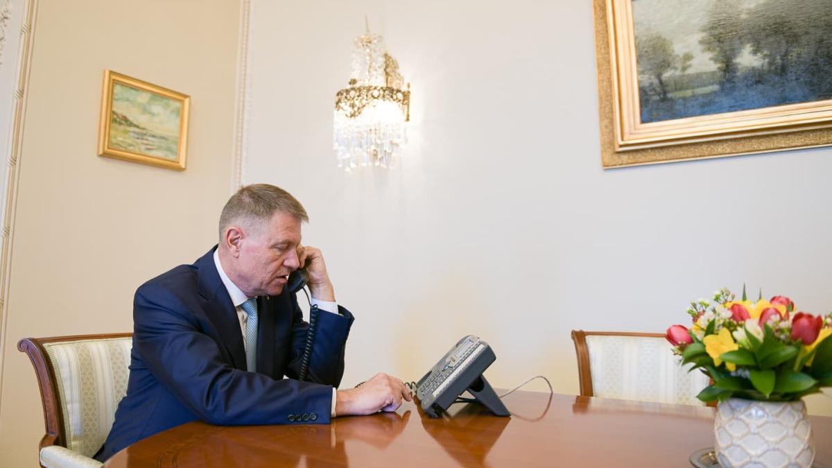 klaus_iohannis_telefon_conferinta_cotroceni_teleconferinta13032020