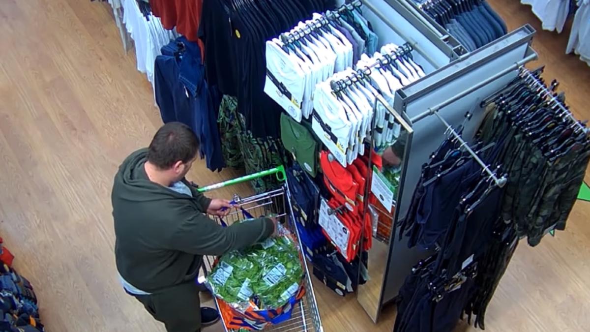 marea-britanie--mai-multi-romani-au-bagat-spaima-in-englezi--produse-furate-de-peste-160-000-de-lire-sterline-video