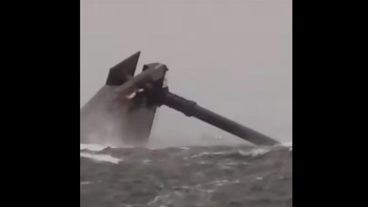 nava-scufundata-sua-louisiana-capt-vid