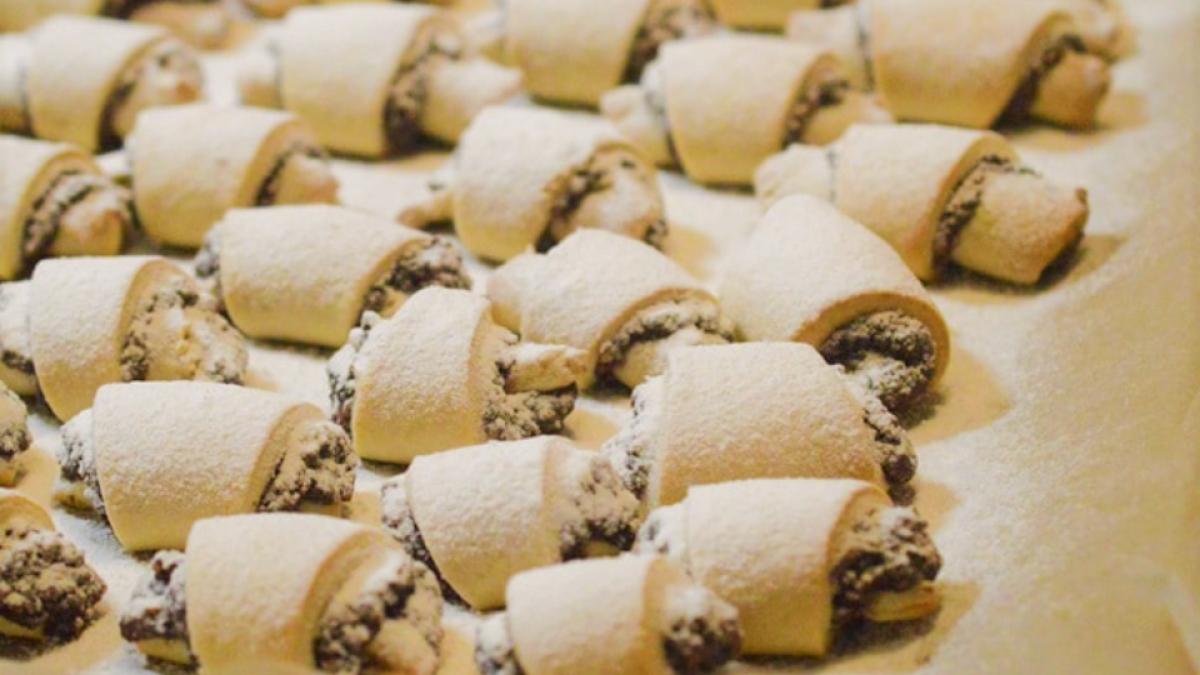 cornulete-cu-mac-de-post---reteta-simpla-in-4-pasi--