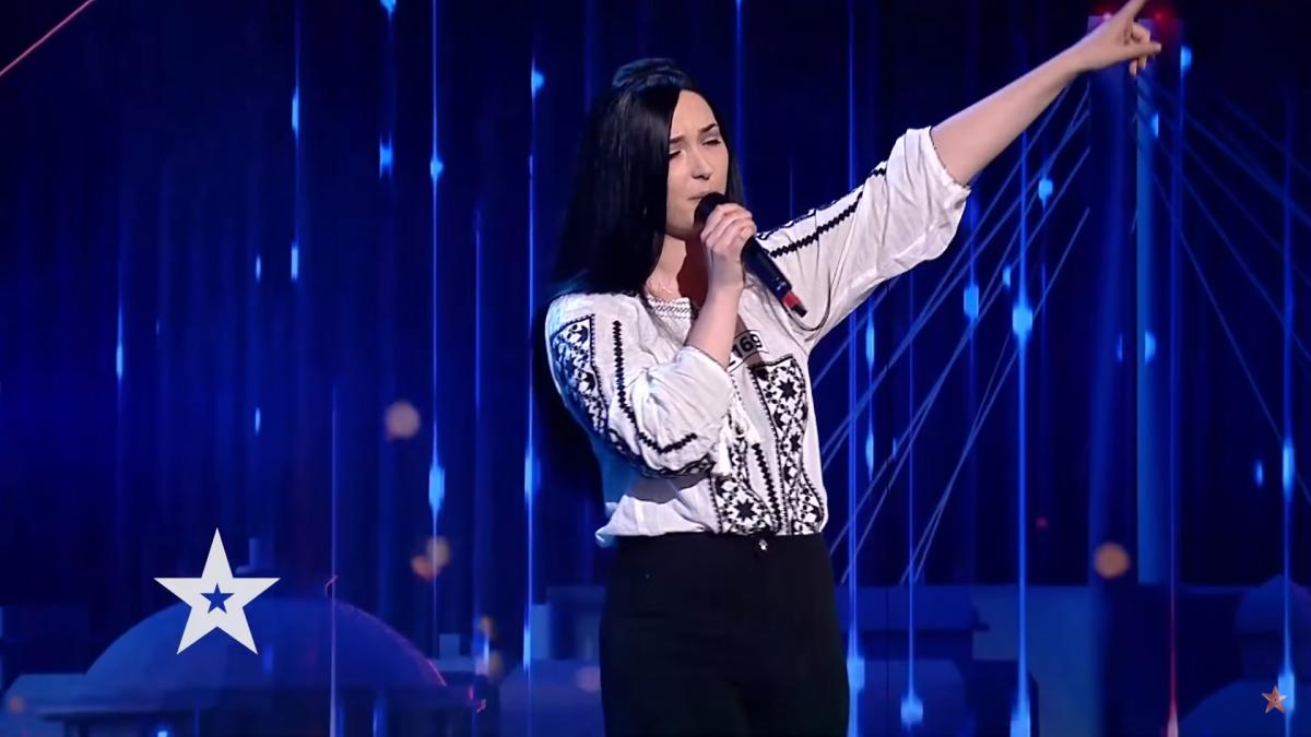 andreea-boanta-moment-exceptional-la-romanii-au-talent-prc-e2prc-80prc-9ene-ati-gonit-din-propria-tara--am-ajuns-acum-sa-fim-vizitatori-de-o-varaprc-e2prc-80prc-9c-video