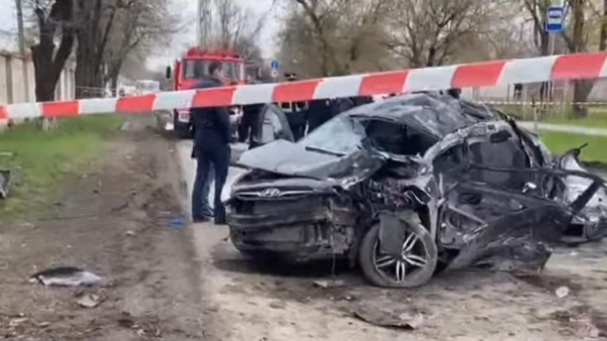 cinci-copii--morti-dupa-un-accident-infiorator--soferul-de-14-ani-a-luat-cheile-masinii-noaptea--cand-parintii-dormeau