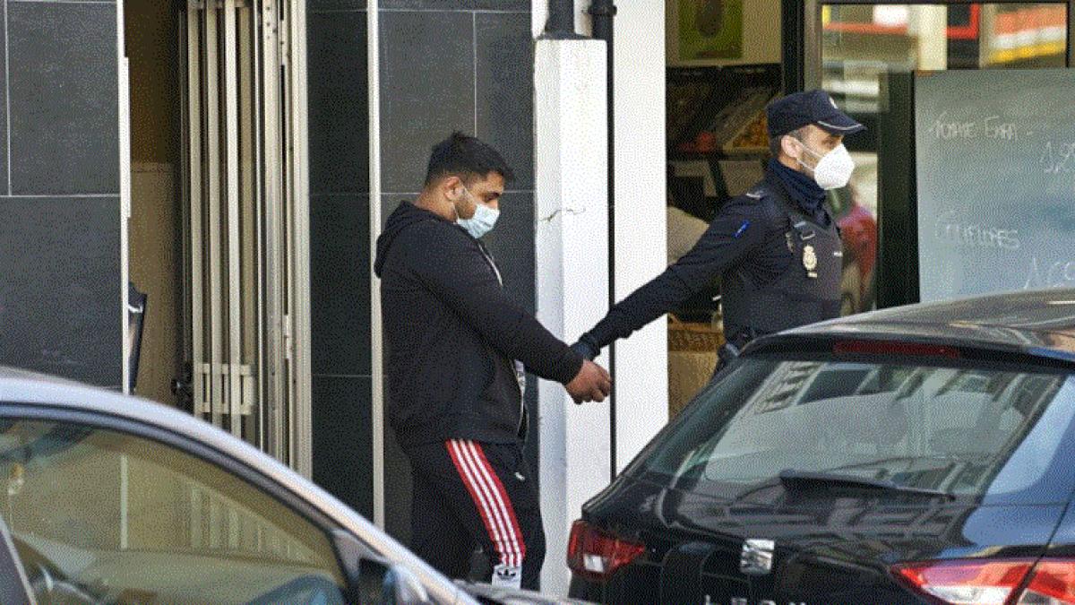 spania--minora-romanca--vanduta-cu-4-000-de-euro--cele-doua-familii-arestate-sustin-ca-i-au-aranjat-nunta