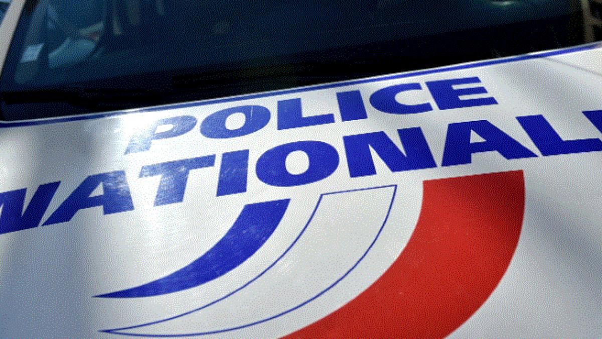 franta--un-tata-roman--retinut--dupa-ce-a-cersit-cu-fiica-sa-de-doar-2-ani--in-parcarea-unui-magazin