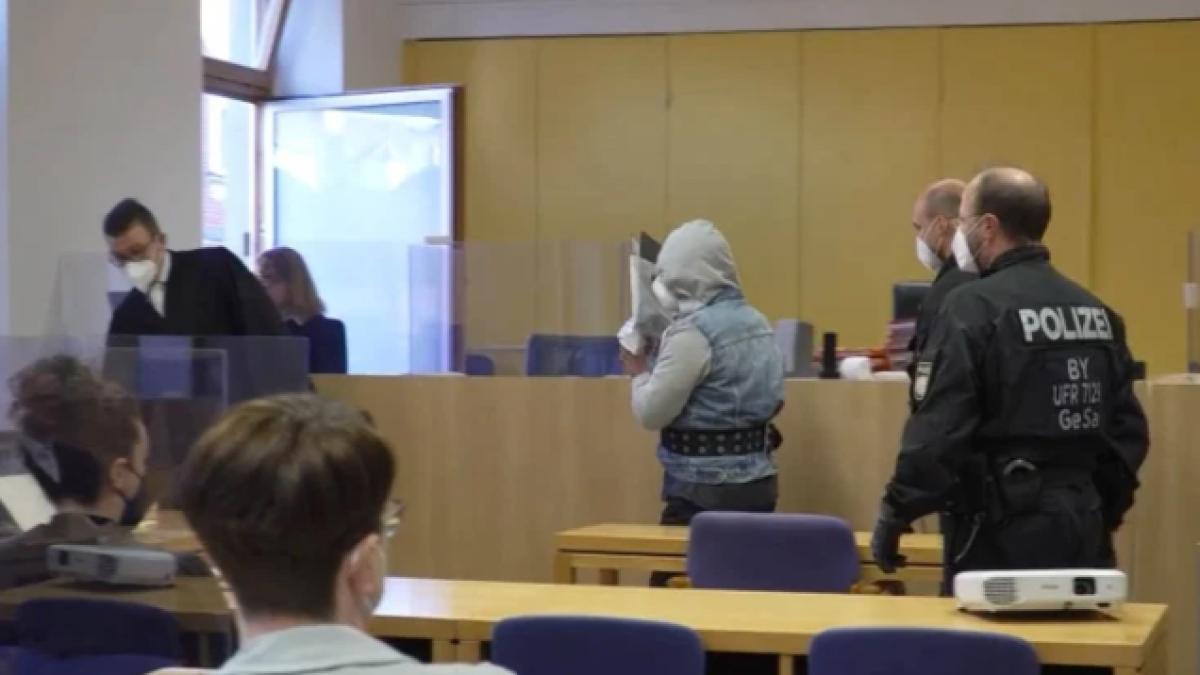 germania--un-sofer-roman-a-dat-5-euro-si-un-pachet-de-tigari-pentru-o-fata-de-12-ani--oferita-ca-escorta-da-tatal-ei