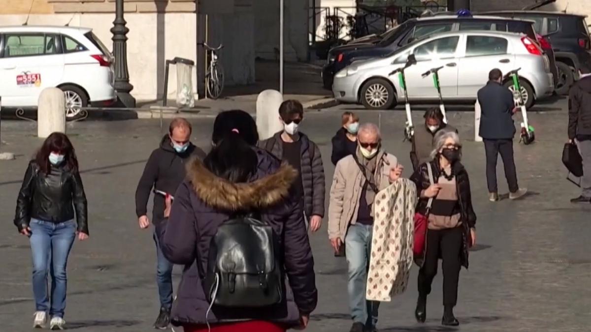 italia--primul-weekend-de-vacanta-in-prc-e2prc-80prc-9elibertateprc-e2prc-80prc-9d--47-de-milioane-de-cetateni-pot-circula-intre-regiunile-galbene