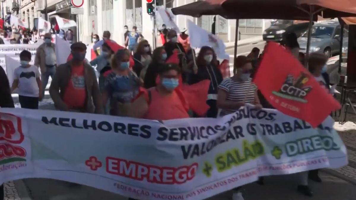 mii-de-manifestanti-au-protestat-la-porto-impotriva-summitului-social-al-ue---video