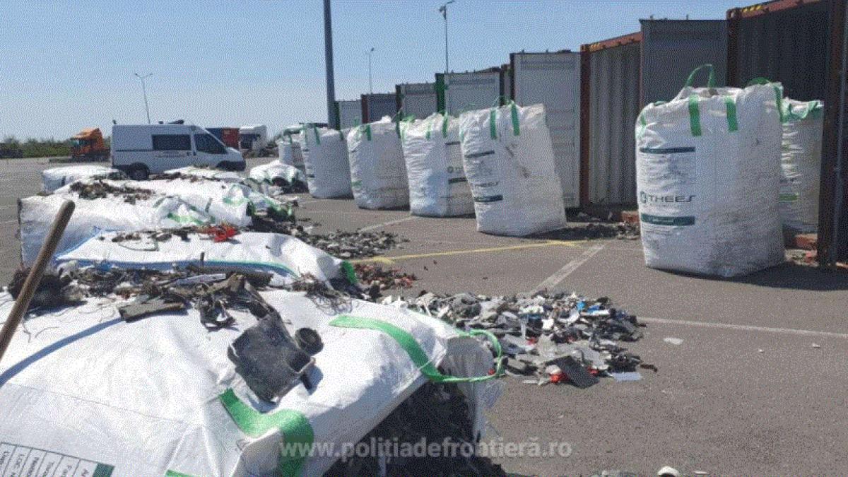 containere--incarcate-cu-sute-de-tone-de-deseuri-din-germania--oprite-in-portul-constanta-sud-agigea