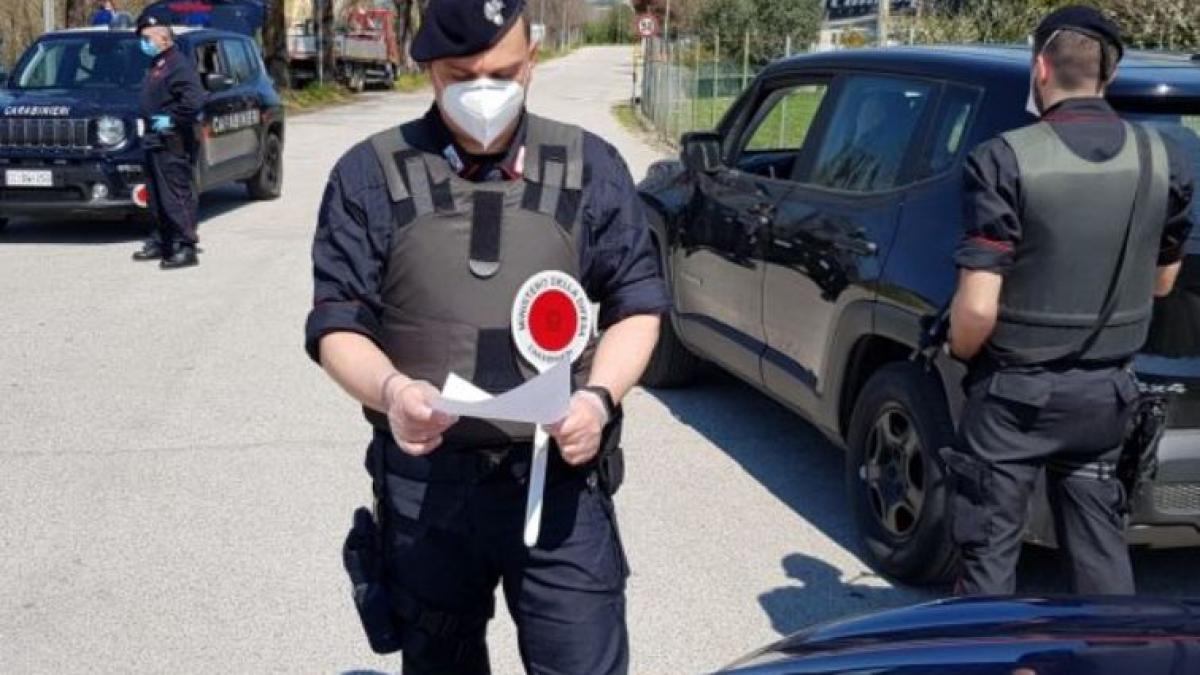 italia--un-roman--care-s-a-dat-drept-polonez--a-ajuns-in-catuse