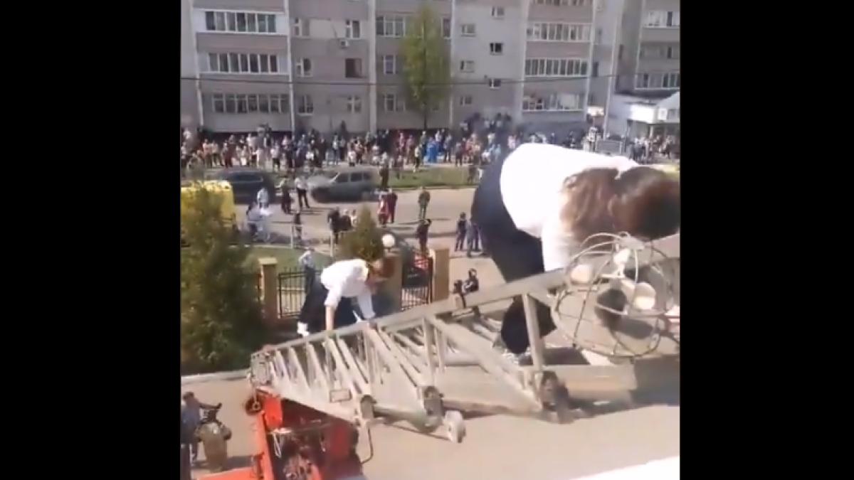 impuscaturi-scoala-kazan-rusia-capt-vid