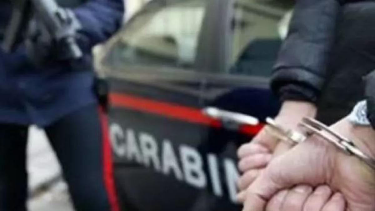 italia--un-roman--care-a-amenintat-un-soferprc-c2prc-a0de-taxi--bun-de-plata