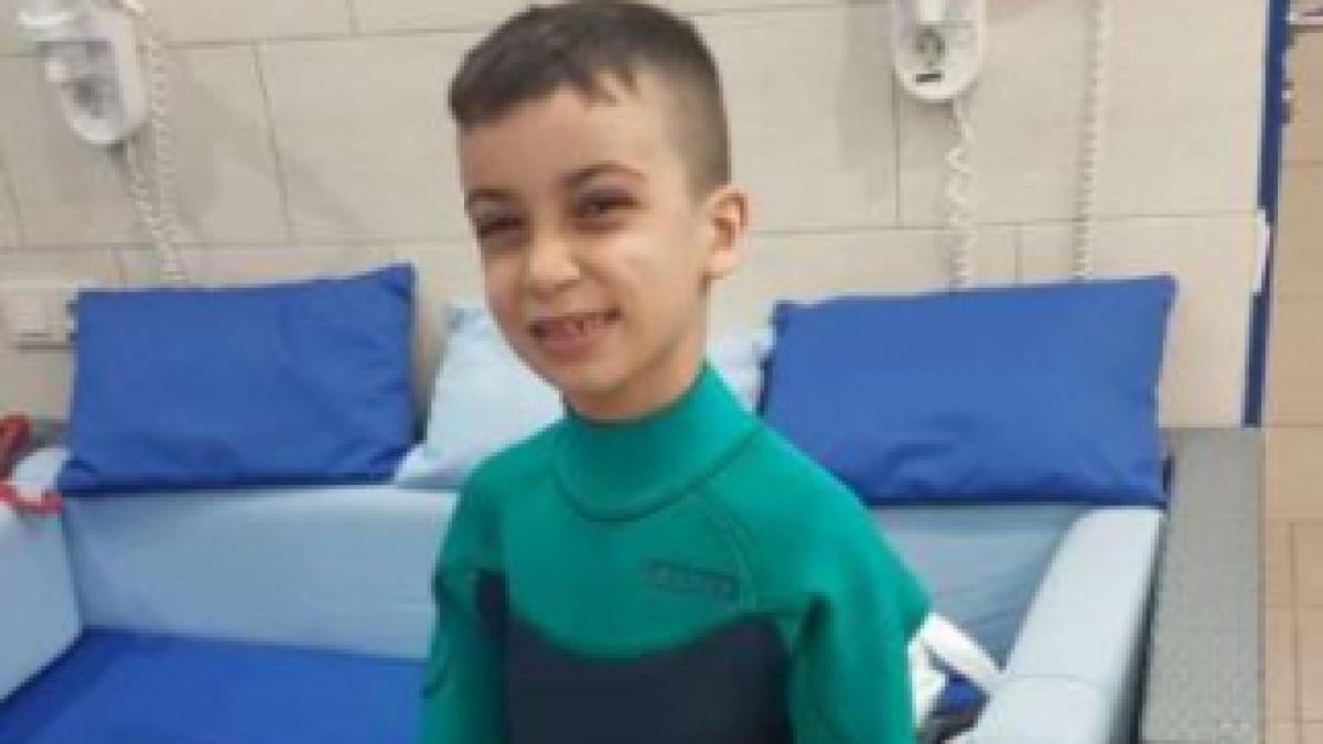 minor--de-8-ani--disparut-de-acasa--cautat-de-politistii