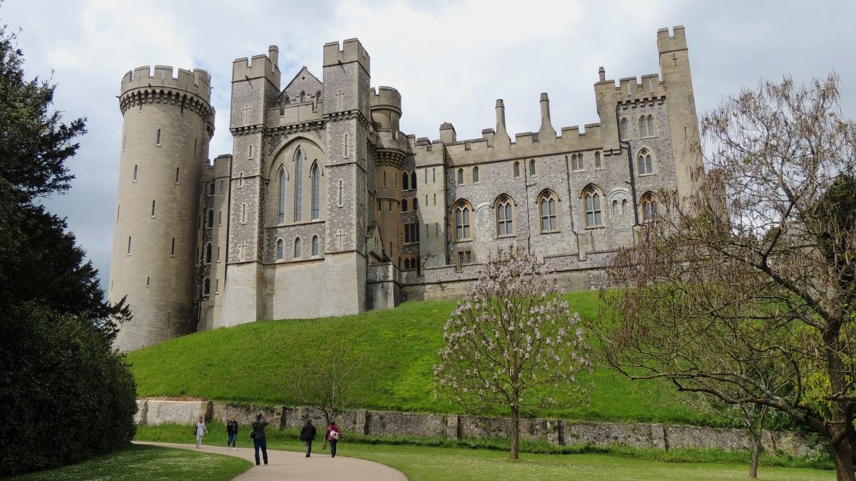 castel-arundel-pixabay