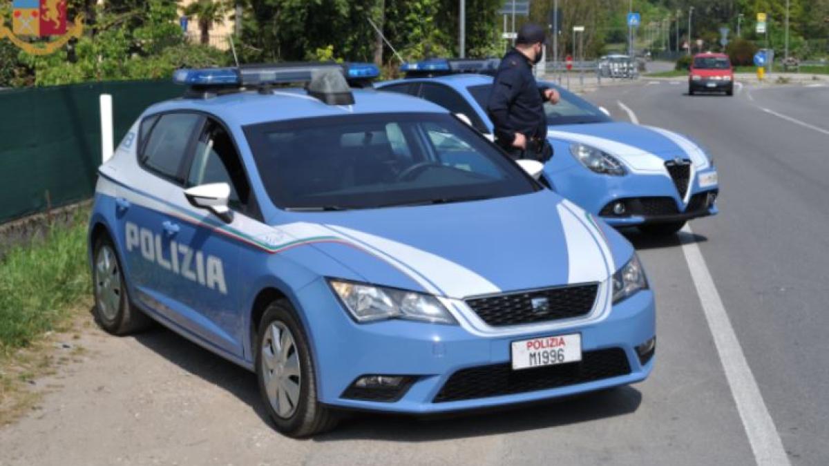 italia--o-romanca--agitata-si-beata--a-atacat-un-taximetrist-si-doi-politisti--care-au-vrut-sa-o-aresteze