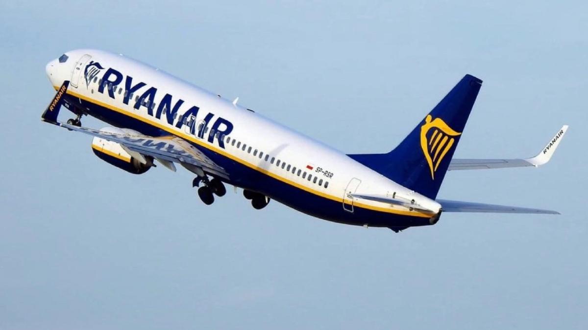 alerta-cu-bomba-intr-un-avion-ryanair--azi-noapte--160-de-pasageri--fortati-sa-aterizeze-la-berlin