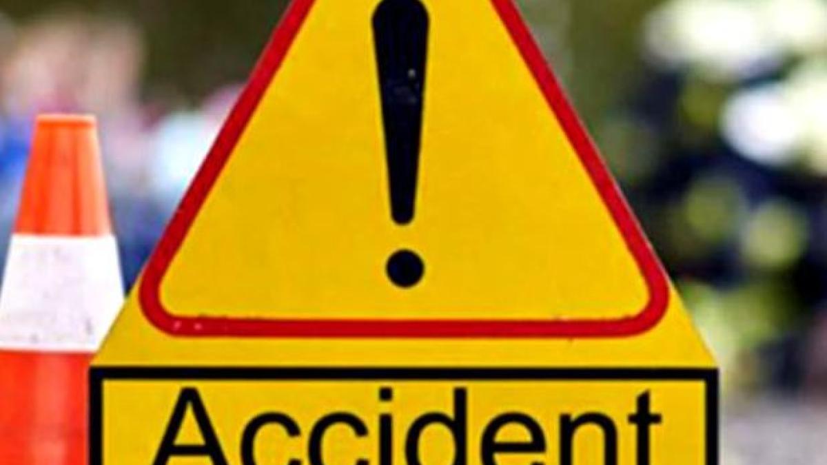 pericol-de-explozie--dupa-ce-o-autocisterna-cu-motorina-s-a-rasturnat-in-judetul-vaslui