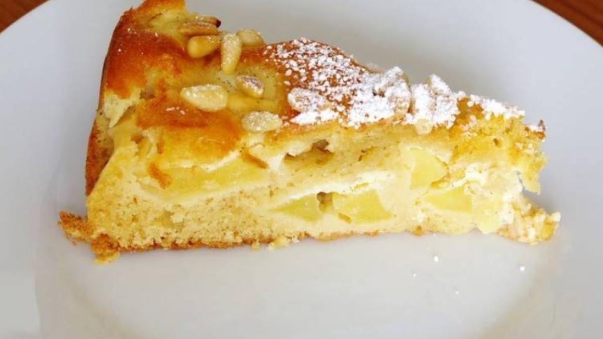 prajitura-cu-mere-si-seminte-de-pin--reteta-unui-desert-delicat-si-parfumat