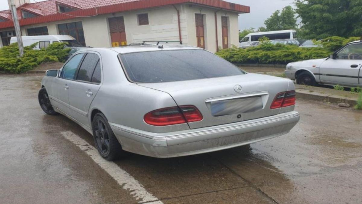 autoturism-cautat-in-germania--descoperit-de-politistii-de-frontiera-ieseni