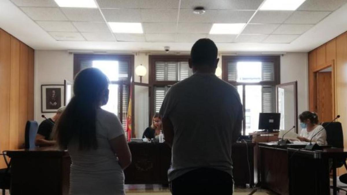 spania--un-cuplu-de-romani-va-sta-cinci-ani-dupa-gratii--cei-doi-au-furat-mai-multe-ceasuri-rolex-si-bijuteriiprc-c2prc-a0prc-c2prc-a0