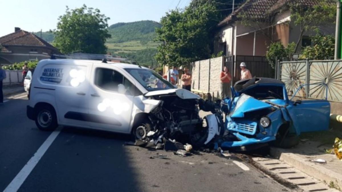 politist-timpul-liber-mort-in-trabant