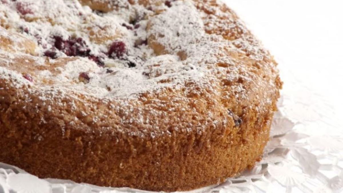 chec-cu-fructe-de-padure--un-deliciu-culinar--cu-doar-180-de-calorii-pe-portie