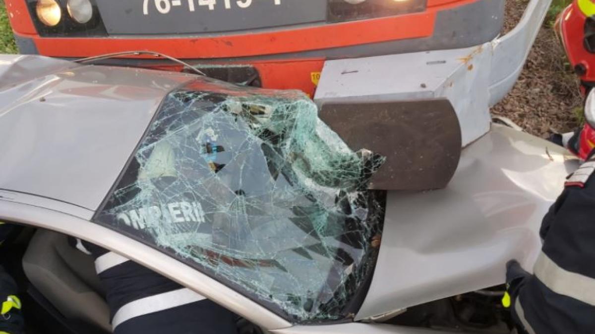 accident-feroviar--langa-busag--o-persoana-este-incarcerata