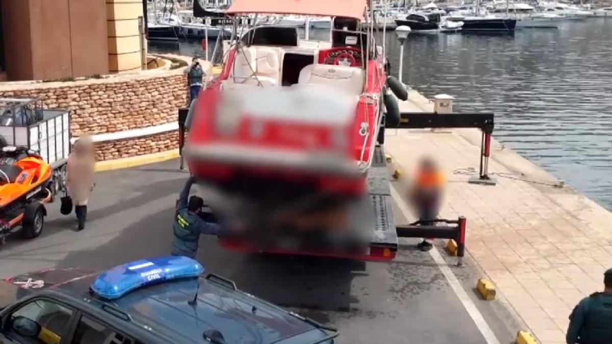 spania--un-roman--creierul-unei-bande-criminale--specializata-in-trafic-de-droguri--infractorii-foloseau-barci-de-agrement-si-camioane