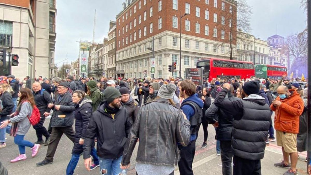 londra-proteste-anti-covid