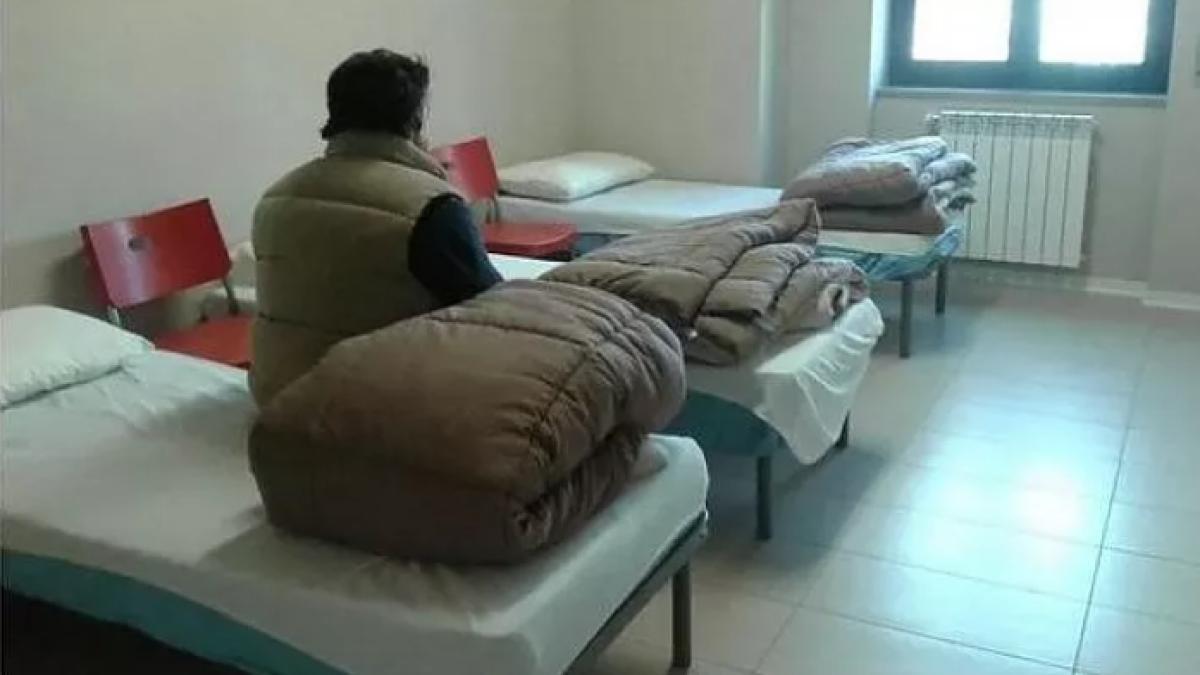 mario-roman-fara-adapost-portofel-loc-de-munca-torino