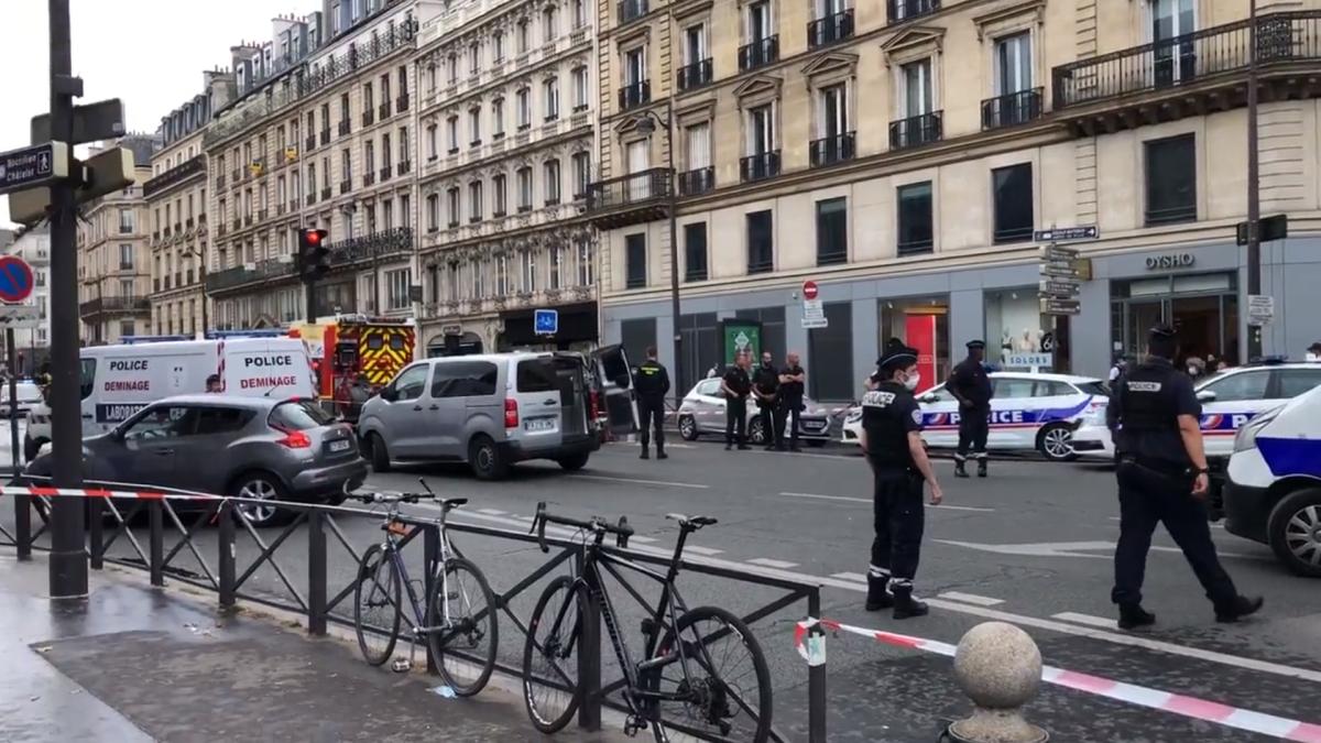 franta--roman--suspectat-de-atac-terorist-ar-fi-strigat-allah-akbar-in-timp-ce-a-injunghiat-un-turist-spaniol--la-paris