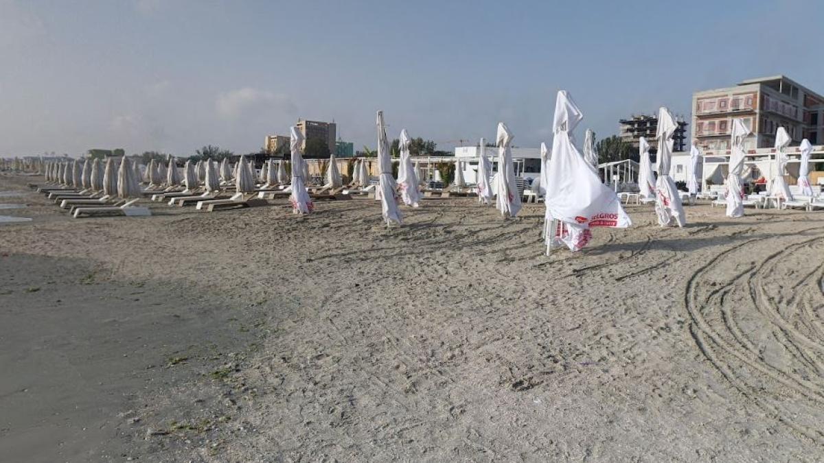 reguli-anti-covid-pentru-romanii-care-vor-merge-pe-plaja-in-aceasta-vara