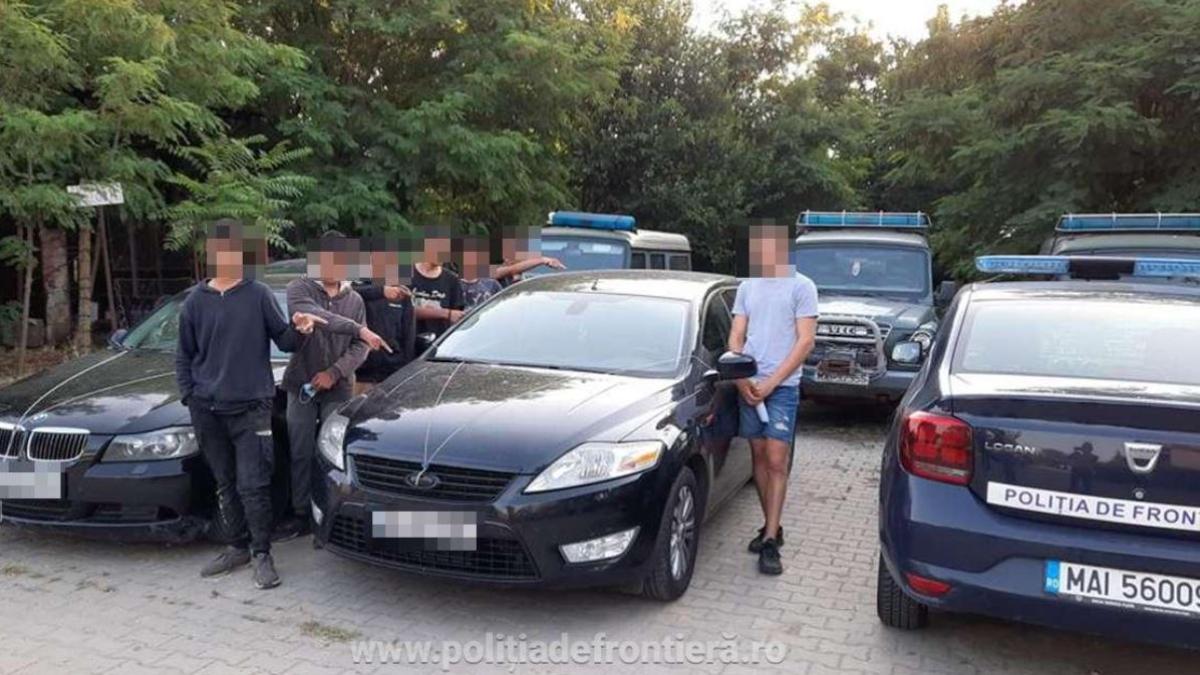 doi-romani-s-au-ales-cu-dosare-penale--incercau-sa-scoata--ilegal--din-tara-mai-multi-cetateni-straini