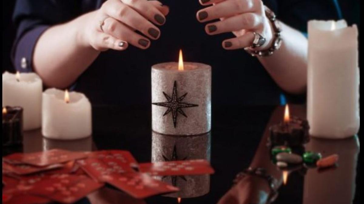 o-tanara-a-ramas-fara-o-suma-mare-de-bani--dupa-ce-o-prc-e2prc-80prc-9etamaduitoareprc-e2prc-80prc-9d-i-a-promis-ca-ii-aduce-inapoi-iubitul