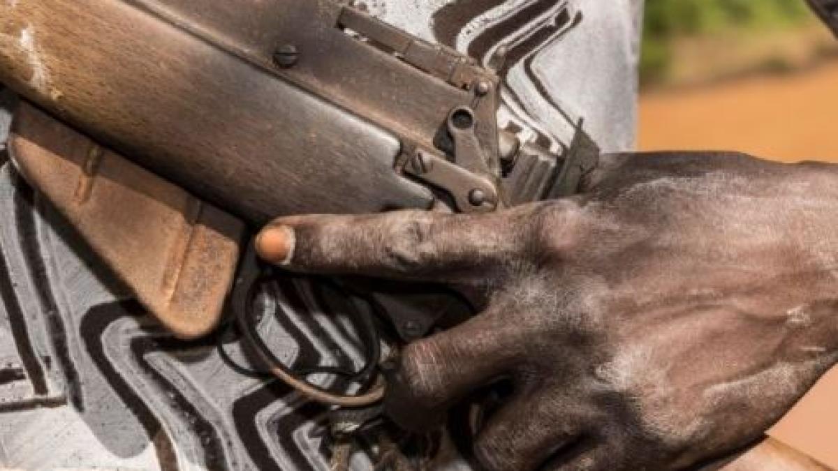 patru-navigatori-romani-sunt-sechestrati-in-myanmar--marinar-mancarea-nu-este-suficienta