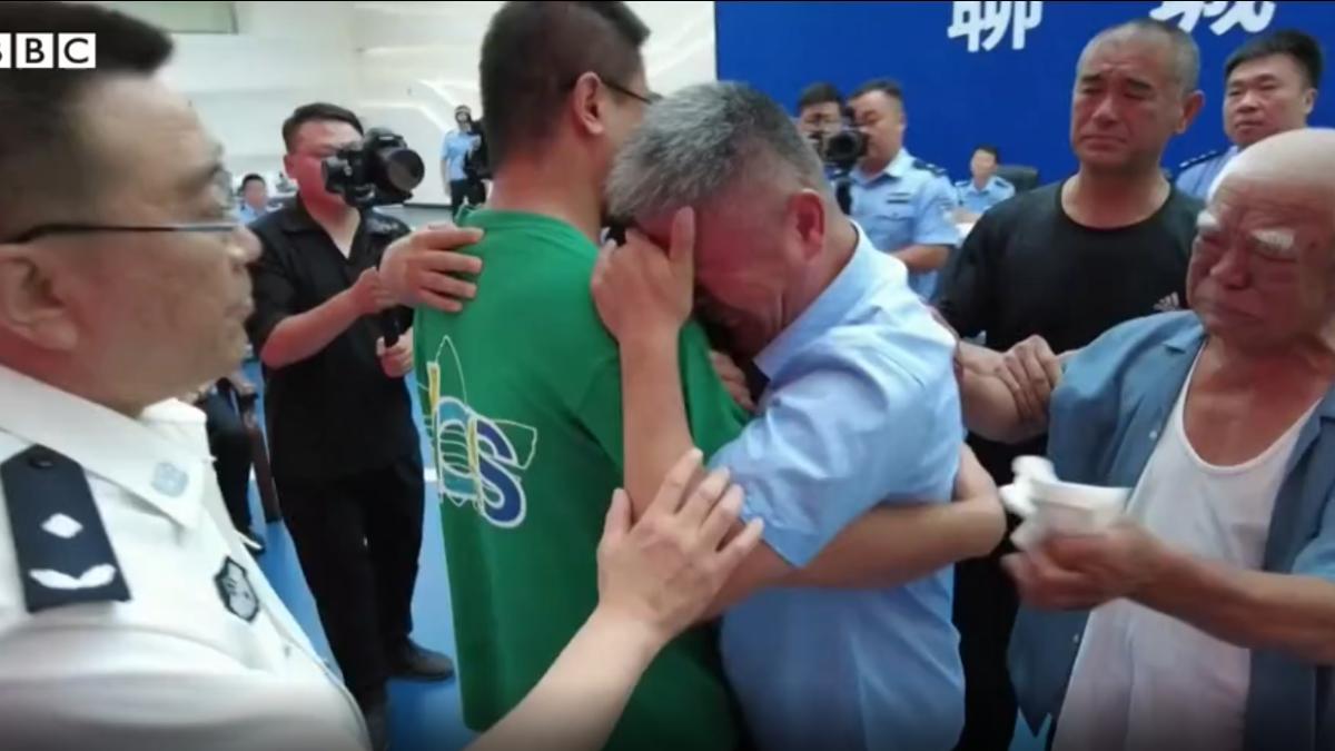 tata-si-fiul-rapit-reuniti-china-bbc