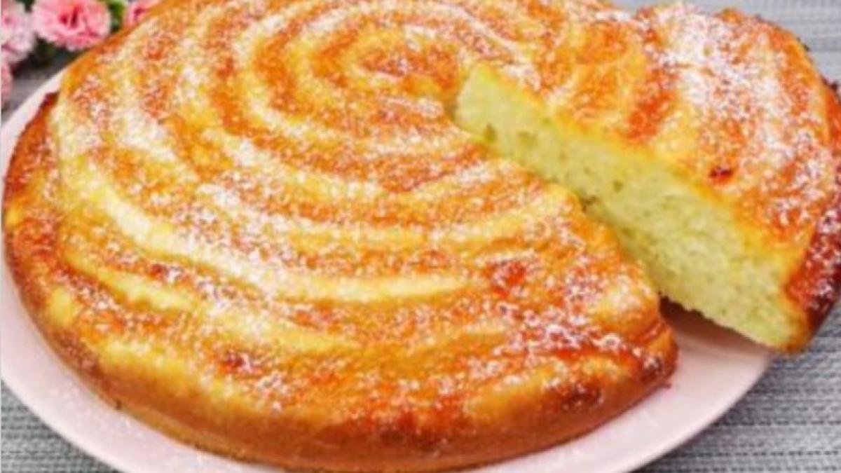 tarta-delicioasa--cu-produse-din-camara--aveti-nevoie-de-un-borcan-cu-dulceata--o-felie-are-doar-170-de-calorii