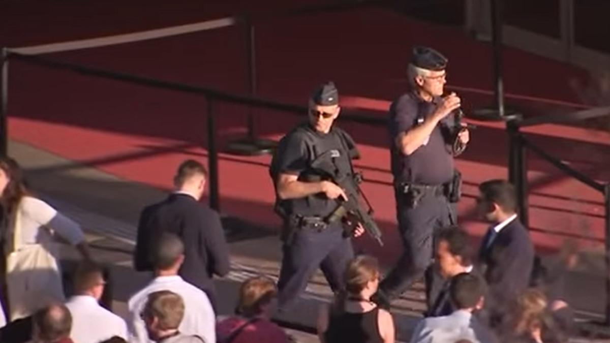 alerta-cu-bomba-la-festivalul-de-film-de-la-cannes