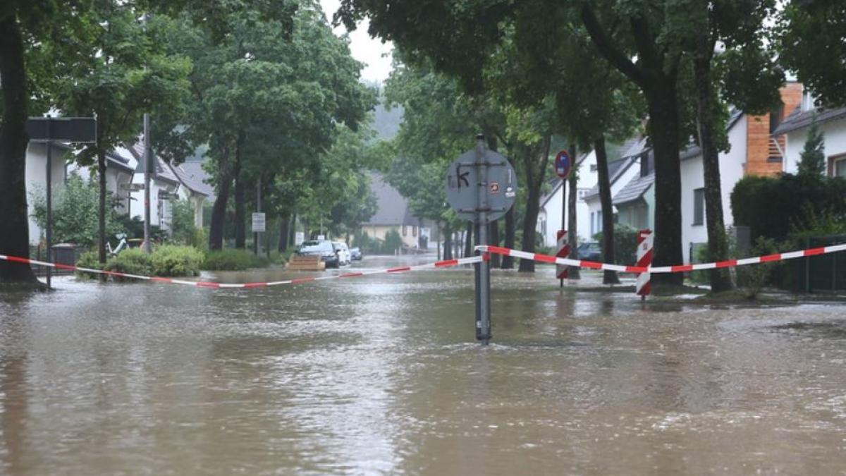 germania--zeci-de-persoane-au-disparut-si-mai-multe-case-s-au-prabusit-din-cauza-ploilor