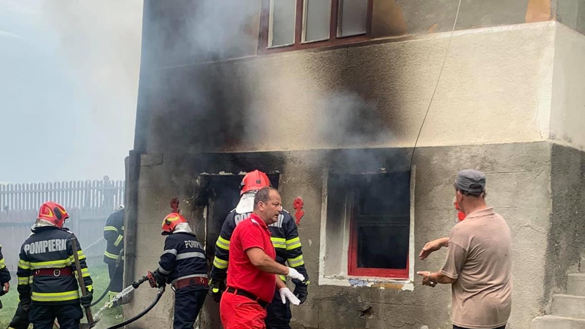 incendiu-casa-harghita-sursa-fb