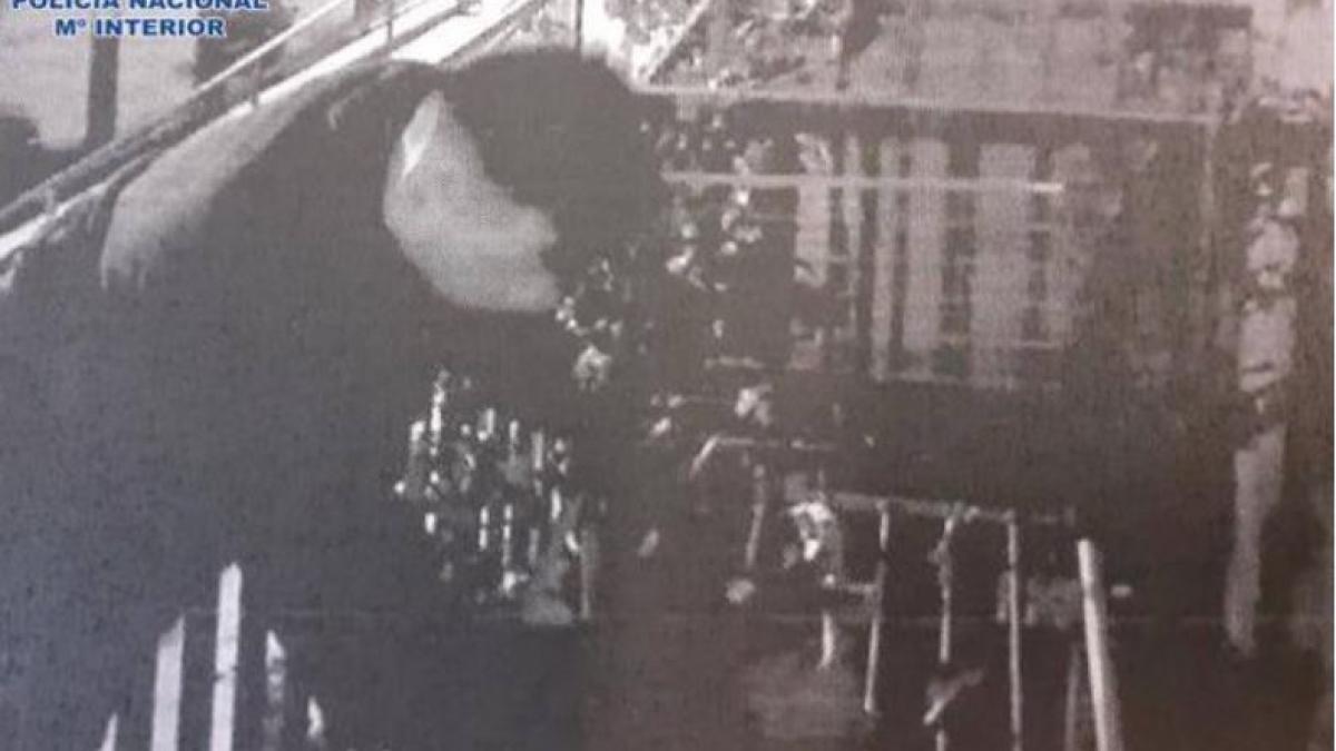 spania--un-roman--hot-de-lenjerie-intima--urca-noaptea-pe-balcoane-si-alegea-doar-piesele-de-dama