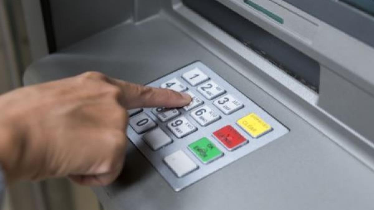 bancomat-furat-din-banca