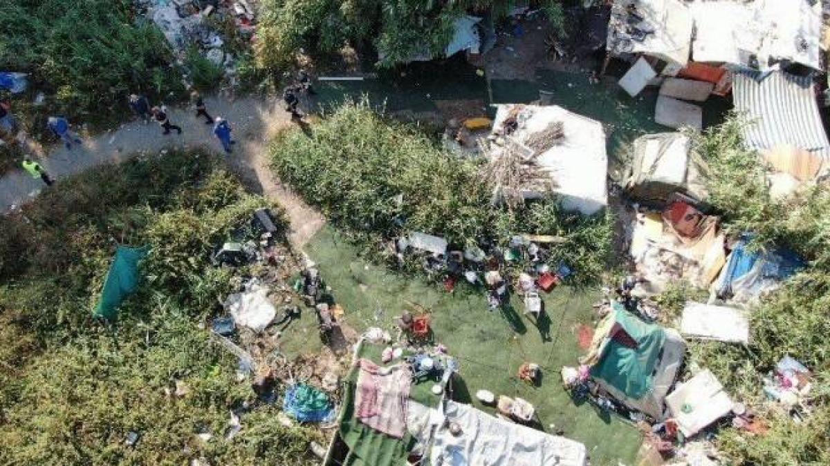 tabara-locuinte-improvizate-raul-tibru-italia-ilfaroonline