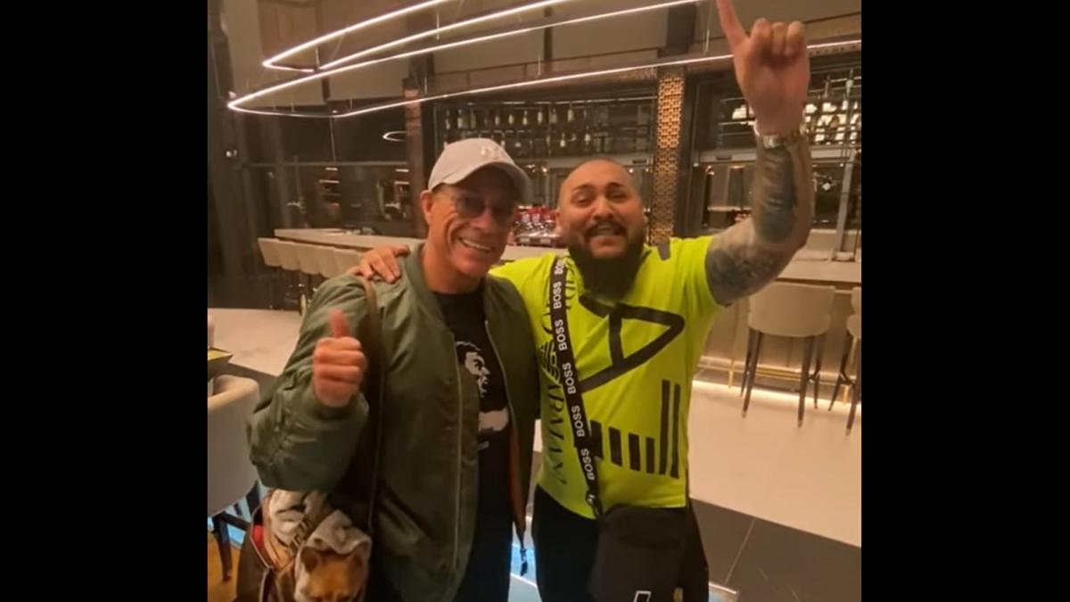 jean-claude-van-damme--filmat-cu-dani-mocanu-prc-e2prc-80prc-9eimi-las-mama-si-nevasta--sa-plec-in-lume-cu-astaprc-e2prc-80prc-9d---video