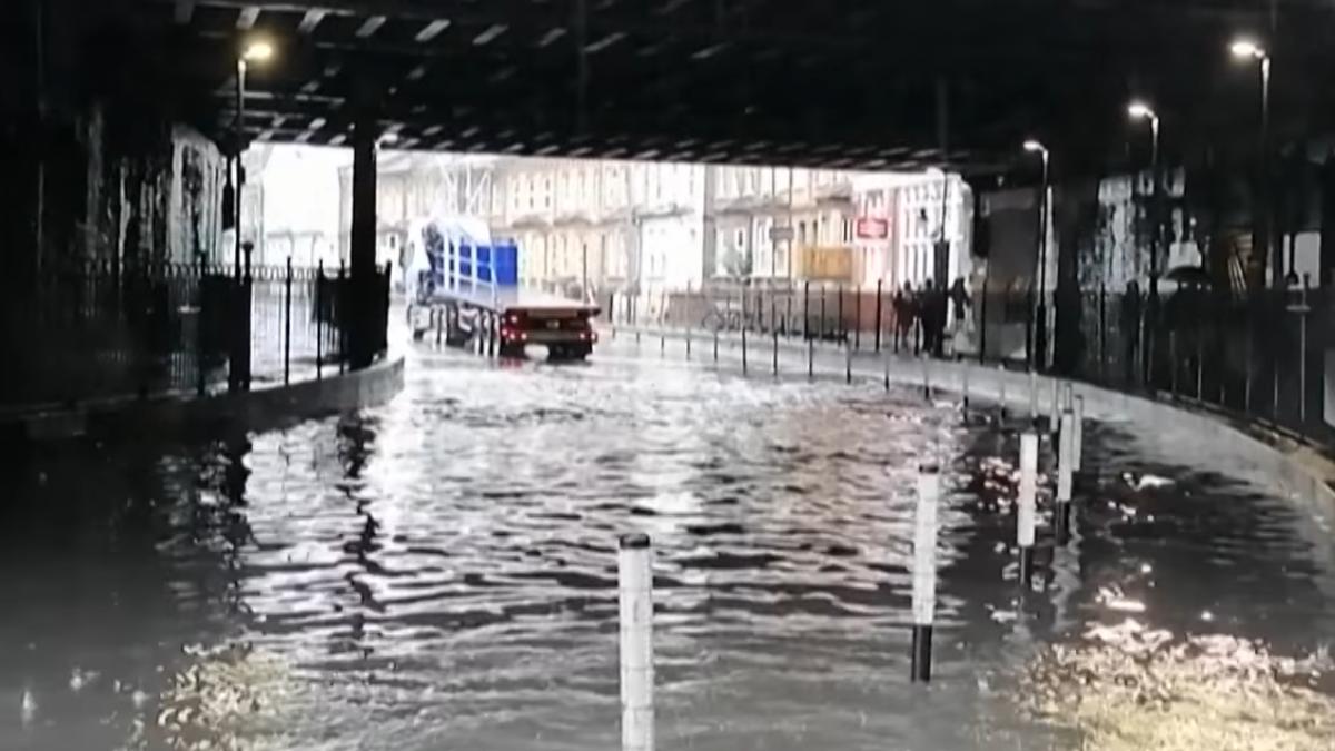 inundatii-londra-capt-vid