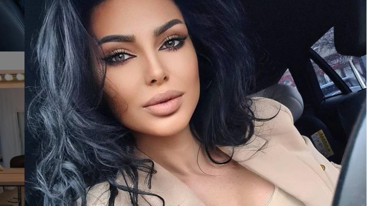 raluca-paraschiv-dansatoare-buric-angajata-la-companie-de-stat