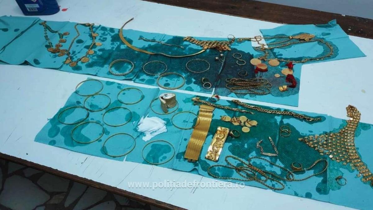 menajera-furt-bijuterii-din-franta-prinsa-in-vama-albita-ptf