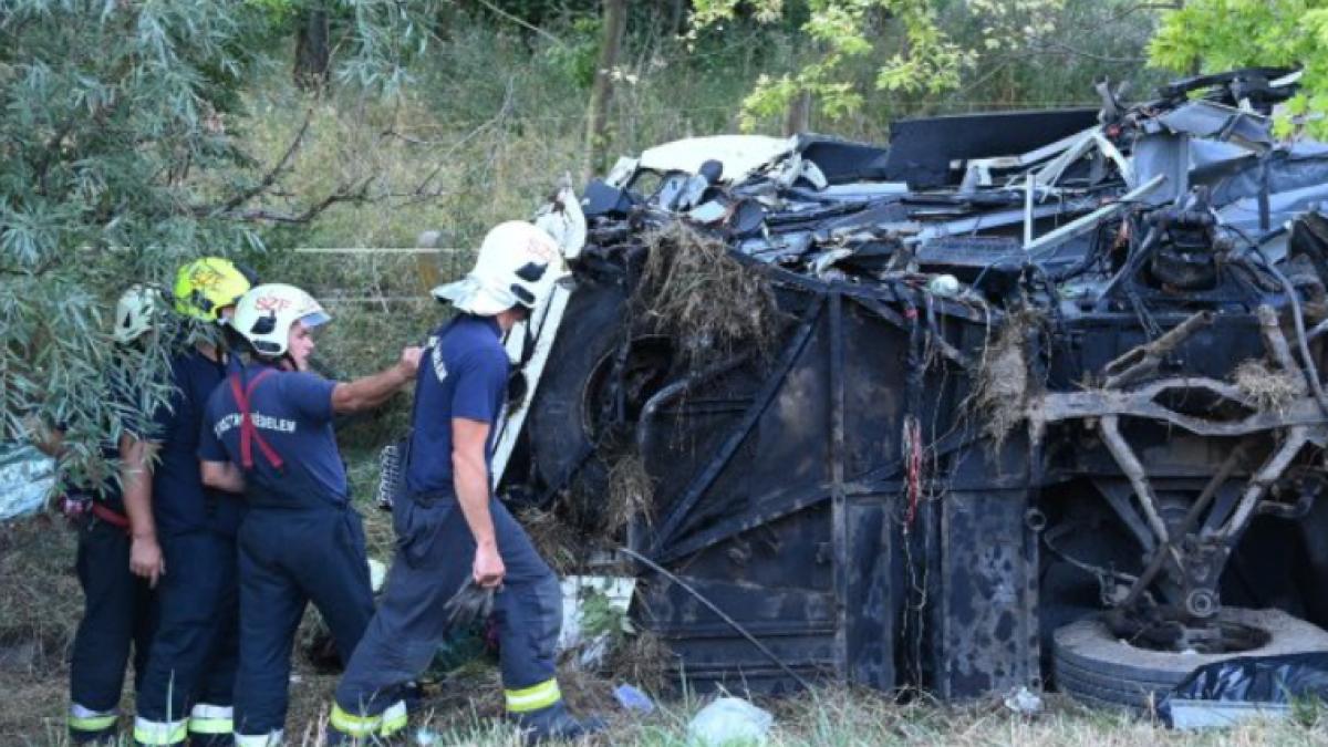 accident-autostrada-ungaria-8-morti-zi-zeci-de-raniti