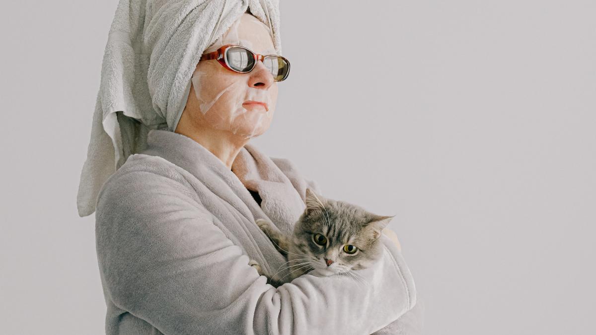 prc-e2prc-80prc-9esobolanul-umedprc-e2prc-80prc-9c-te-scapa-de-petele-pigmentare-de-pe-ten-musetel-si-otet--ingredientele-secrete-ale-unui-tonic-miraculos